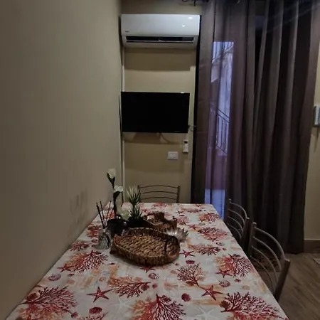 Lägenhet La Casetta Di Tania Catania